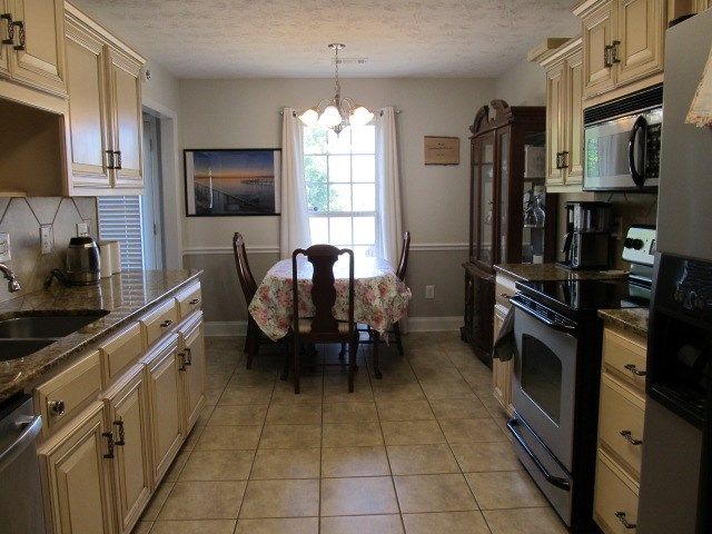 306 Lee Road 2138, Phenix City, AL 36870