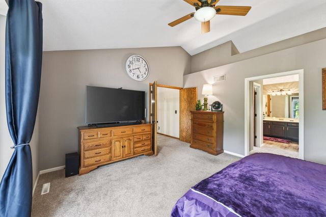 7305 Hidden Valley Trail S, Cottage Grove, MN 55016