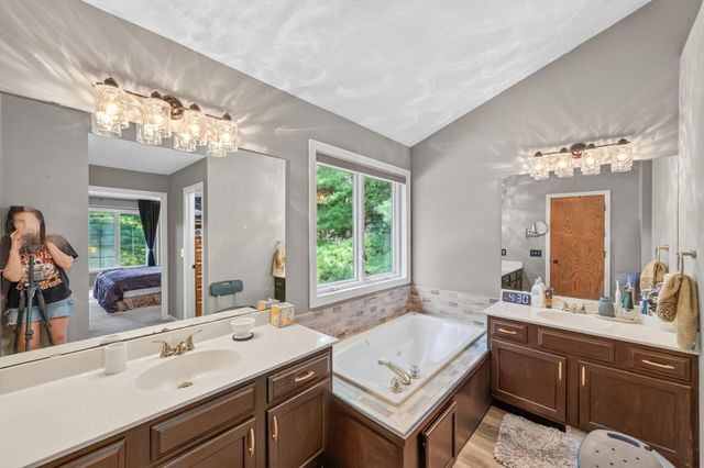 7305 Hidden Valley Trail S, Cottage Grove, MN 55016