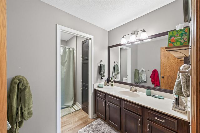 7305 Hidden Valley Trail S, Cottage Grove, MN 55016