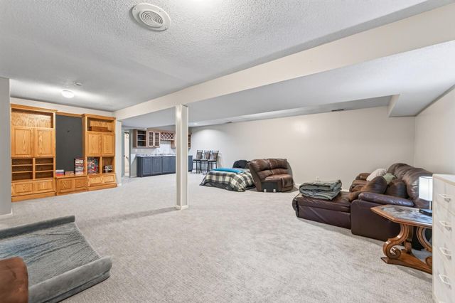 7305 Hidden Valley Trail S, Cottage Grove, MN 55016