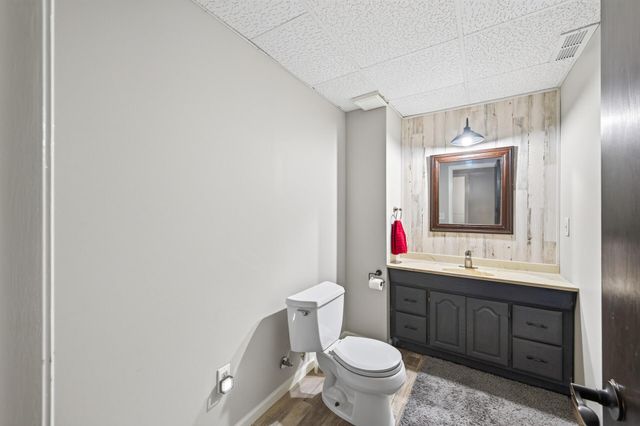 7305 Hidden Valley Trail S, Cottage Grove, MN 55016