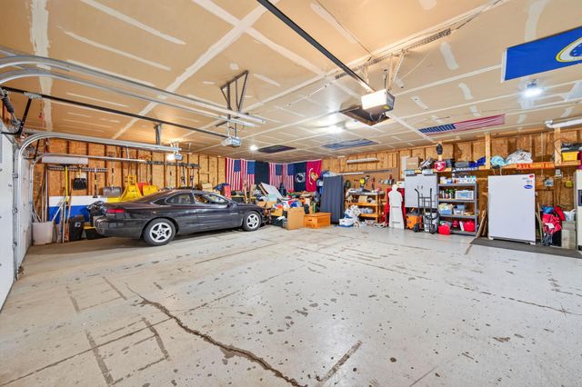 7305 Hidden Valley Trail S, Cottage Grove, MN 55016