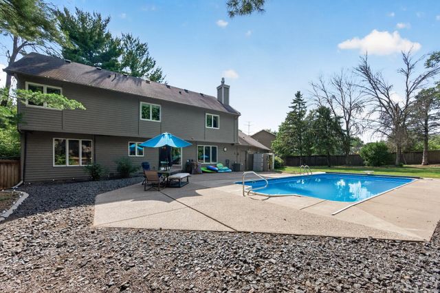 7305 Hidden Valley Trail S, Cottage Grove, MN 55016