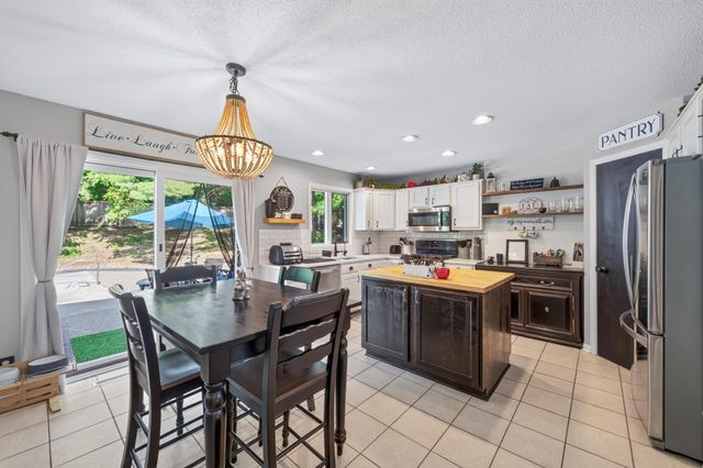 7305 Hidden Valley Trail S, Cottage Grove, MN 55016