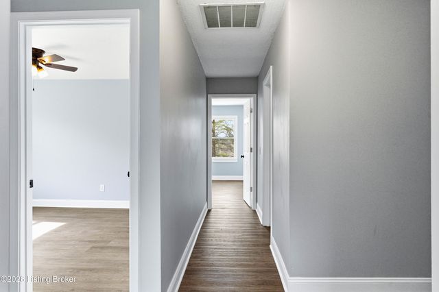 3076 W River Rd, Taylorsville, KY 40071