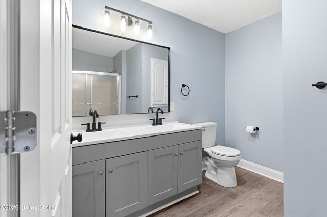 3076 W River Rd, Taylorsville, KY 40071