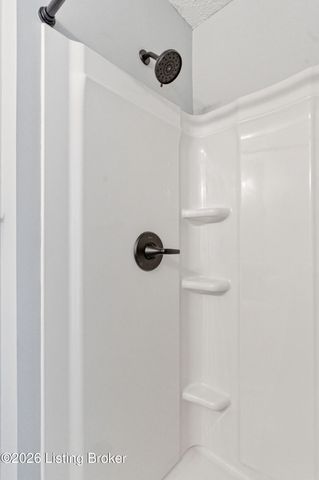 3076 W River Rd, Taylorsville, KY 40071