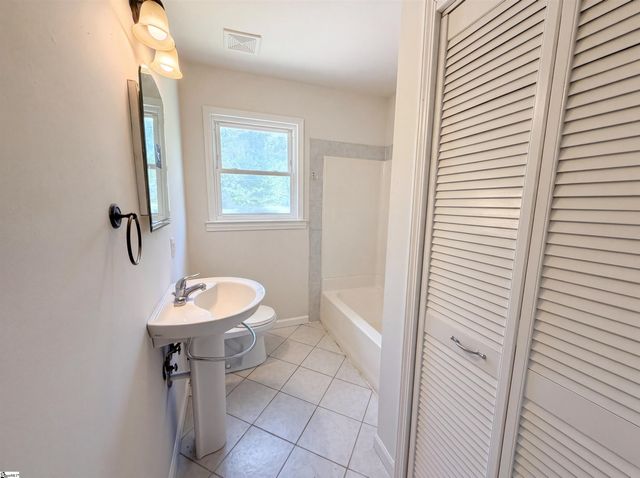 314 Langston Drive, Greenville, SC 29617