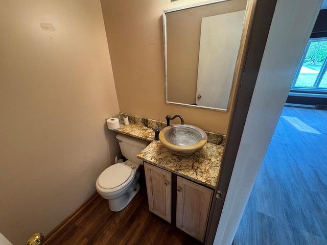 W354N5766 Lisbon ROAD, Oconomowoc, WI 53066