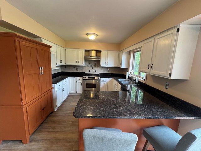W354N5766 Lisbon ROAD, Oconomowoc, WI 53066