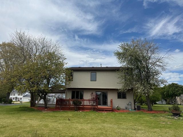 W354N5766 Lisbon ROAD, Oconomowoc, WI 53066