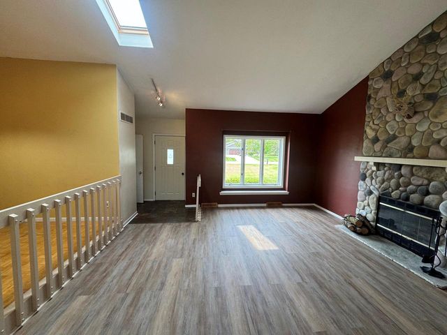 W354N5766 Lisbon ROAD, Oconomowoc, WI 53066