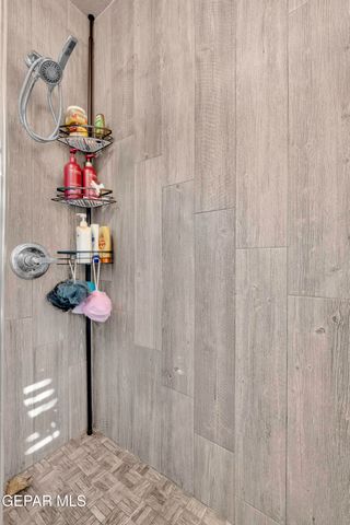 2104 PORTLAND Avenue, El Paso, TX 79930