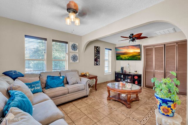 2104 PORTLAND Avenue, El Paso, TX 79930