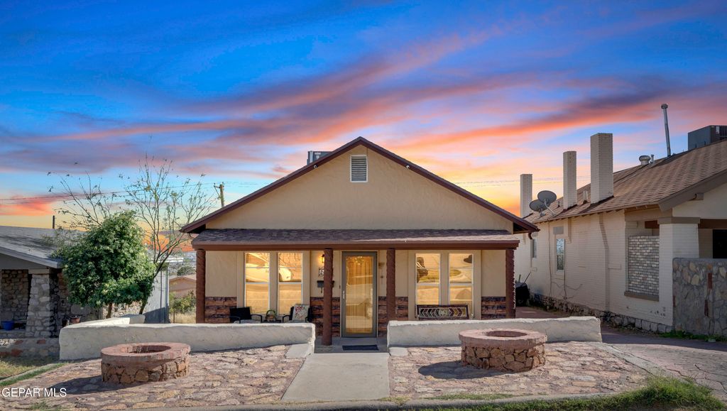 2104 PORTLAND Avenue, El Paso, TX 79930