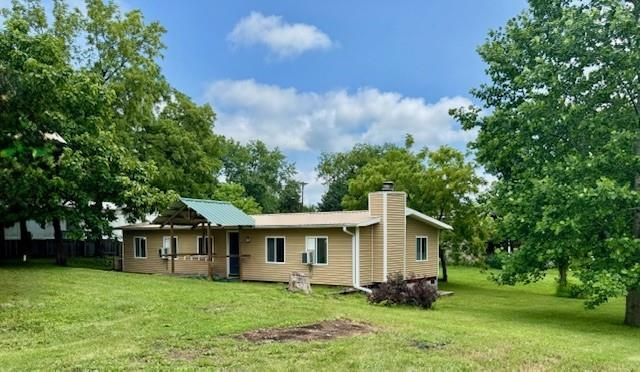 2745 169 Highway, Trimble, MO 64492