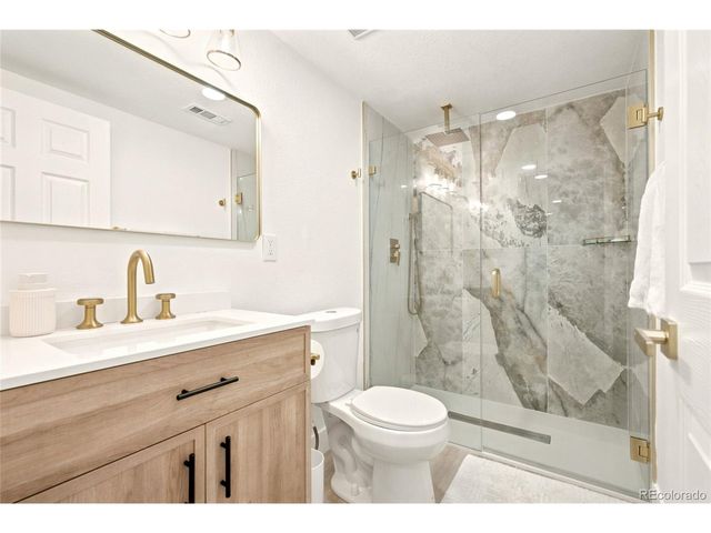 6847 S Magnolia Ct, Centennial, CO 80112