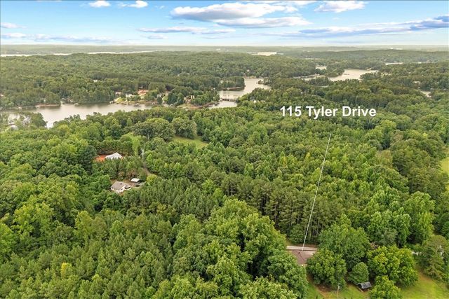 115 Tyler Drive, Salem, SC 29676