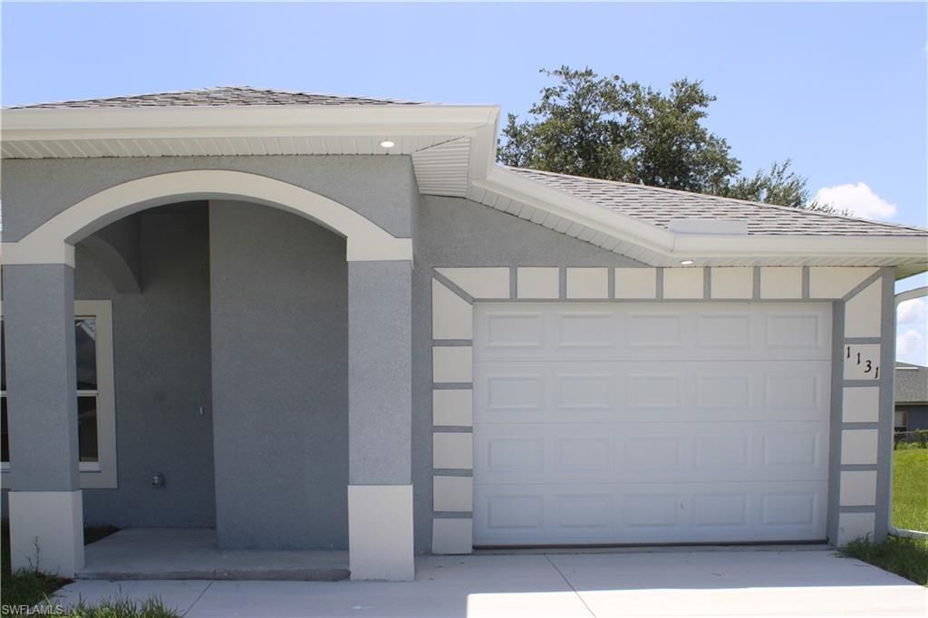 1129/1131 Homer AVE S, LEHIGH ACRES, FL 33973 — photo 3