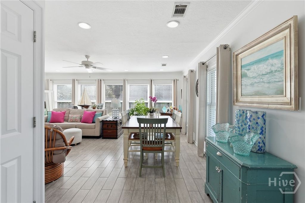 Image 13 of property listing at 207 2nd Avenue, Tybee Island, GA 31328