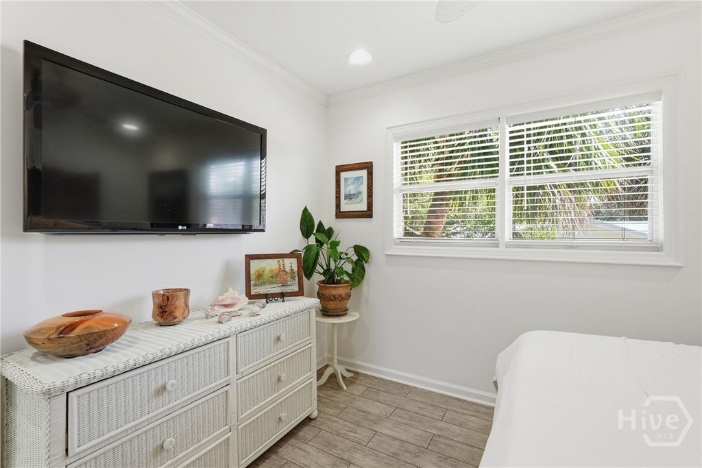 Image 27 of property listing at 207 2nd Avenue, Tybee Island, GA 31328