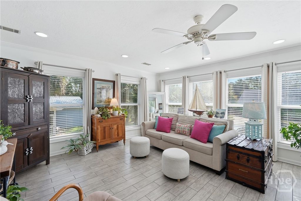 Image 3 of property listing at 207 2nd Avenue, Tybee Island, GA 31328