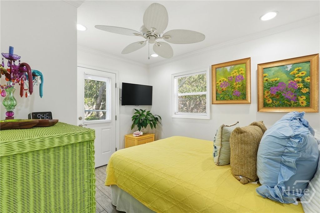 Image 34 of property listing at 207 2nd Avenue, Tybee Island, GA 31328