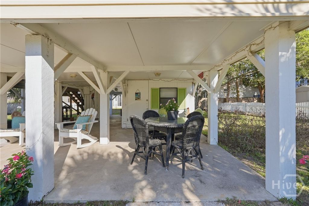 Image 47 of property listing at 207 2nd Avenue, Tybee Island, GA 31328