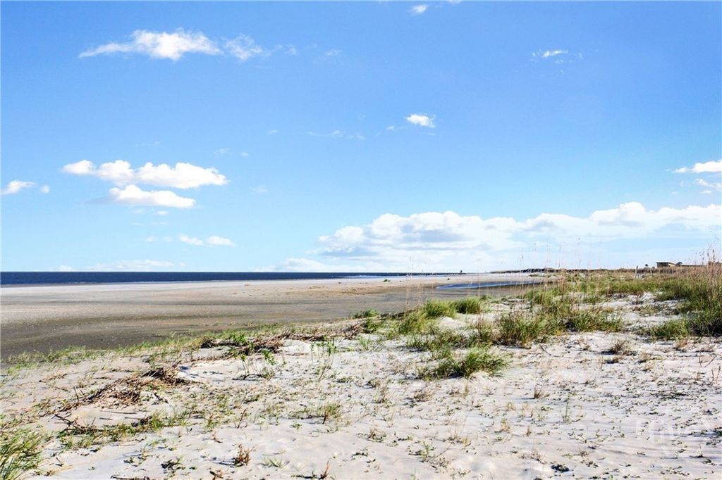 Image 71 of property listing at 207 2nd Avenue, Tybee Island, GA 31328