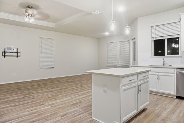 1104 Bluespire Drive, Fort Worth, TX 76131