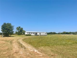 12167 N 3520 Road, Earlsboro, OK 74840