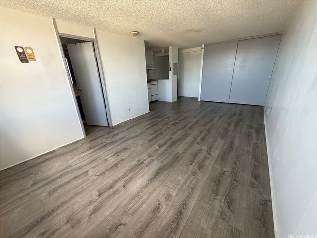 1060 Kamehameha Highway 1704B, Pearl City, HI 96782