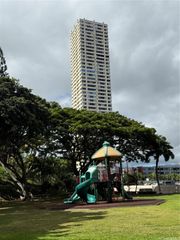 1060 Kamehameha Highway 1704B, Pearl City, HI 96782