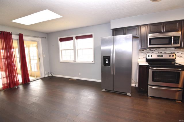 6416 W Franwood Circle, Yorktown, IN 47396