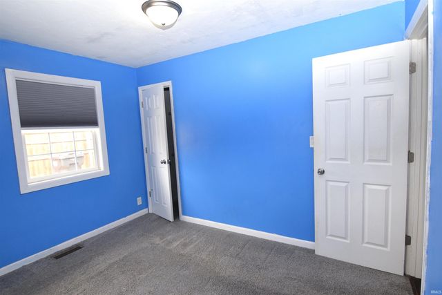 6416 W Franwood Circle, Yorktown, IN 47396