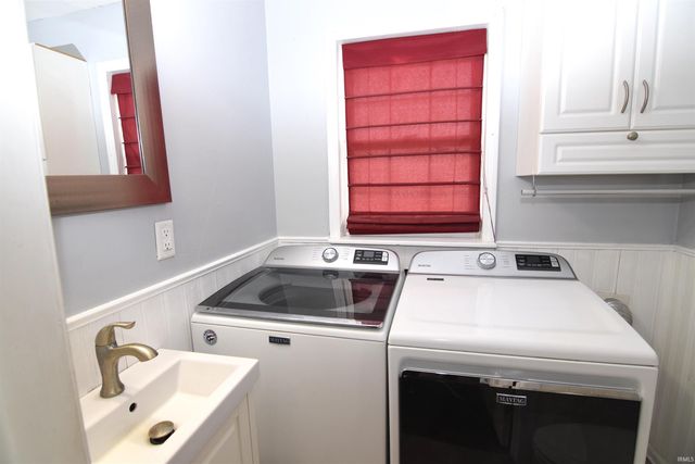 6416 W Franwood Circle, Yorktown, IN 47396