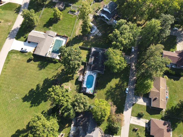 6416 W Franwood Circle, Yorktown, IN 47396