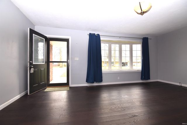 6416 W Franwood Circle, Yorktown, IN 47396