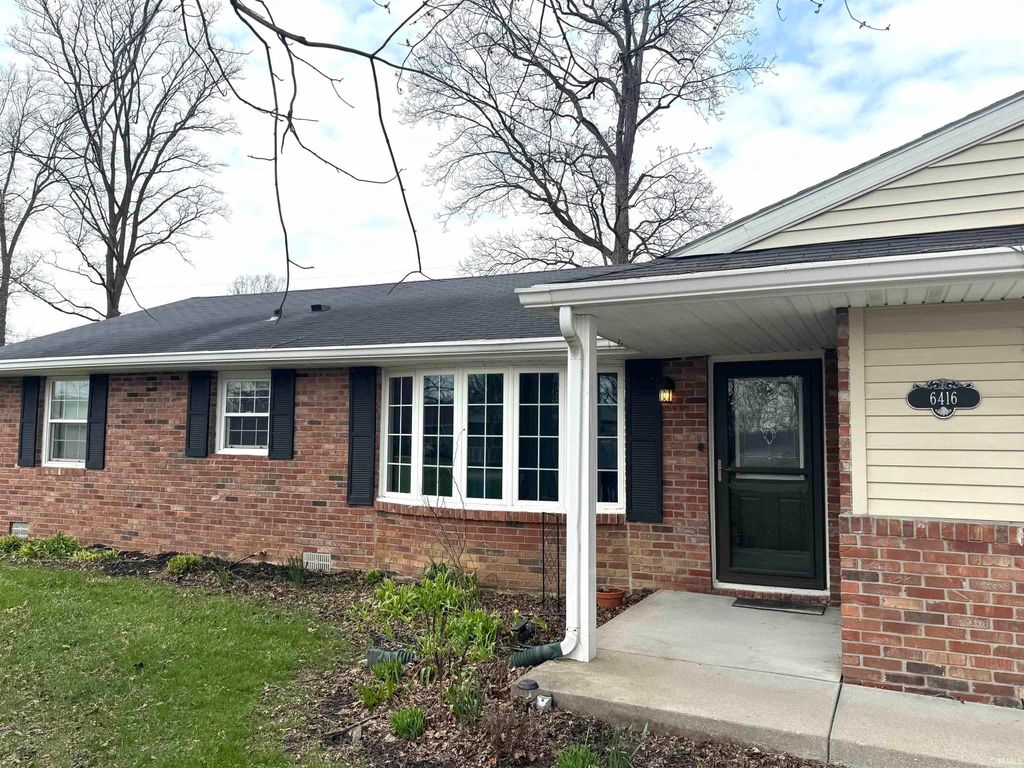 6416 W Franwood Circle, Yorktown, IN 47396