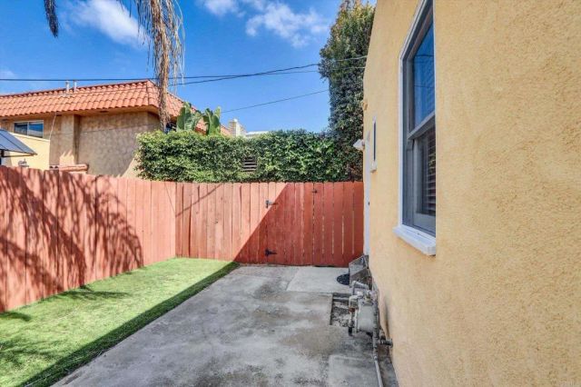 4444 42nd, San Diego, CA 92116