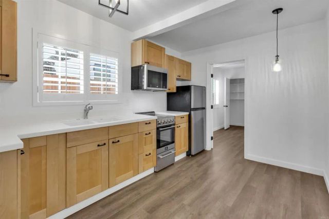 4444 42nd, San Diego, CA 92116