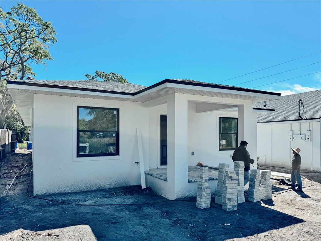 Image 13 of property listing at 2551/2553 21ST STREET S, St Petersburg, FL 33712