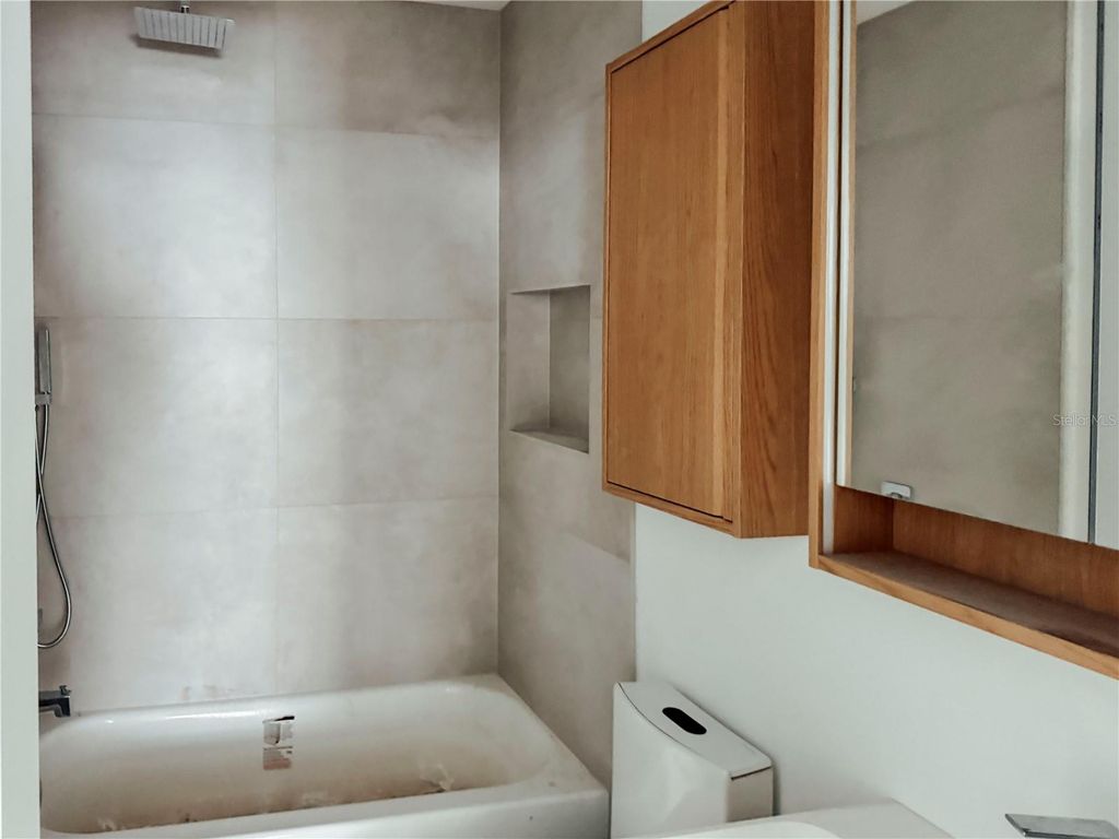 Image 20 of property listing at 2551/2553 21ST STREET S, St Petersburg, FL 33712