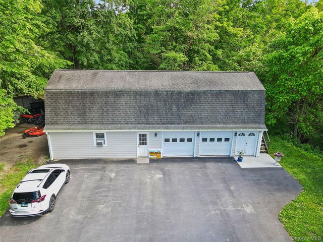 73 Lake Ellis Road, Wingdale, NY 12594