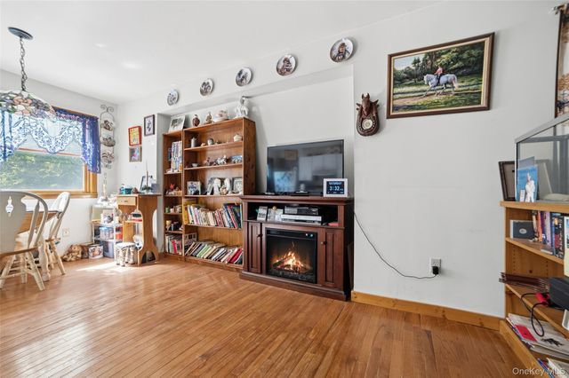 73 Lake Ellis Road, Wingdale, NY 12594