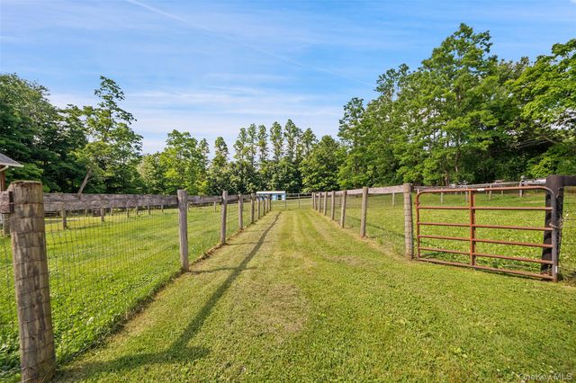 73 Lake Ellis Road, Wingdale, NY 12594