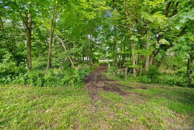 73 Lake Ellis Road, Wingdale, NY 12594
