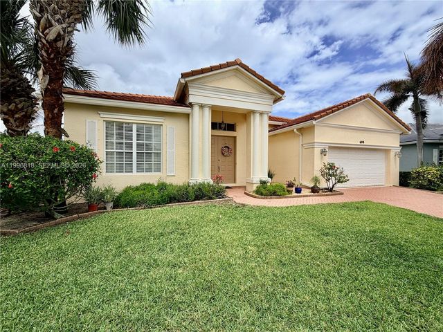 608 SW Chesapeake Ct, Port St. Lucie, FL 34986