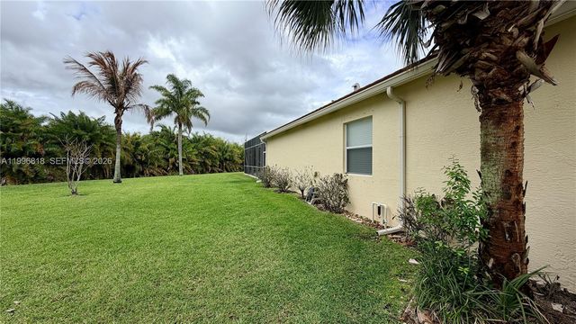 608 SW Chesapeake Ct, Port St. Lucie, FL 34986